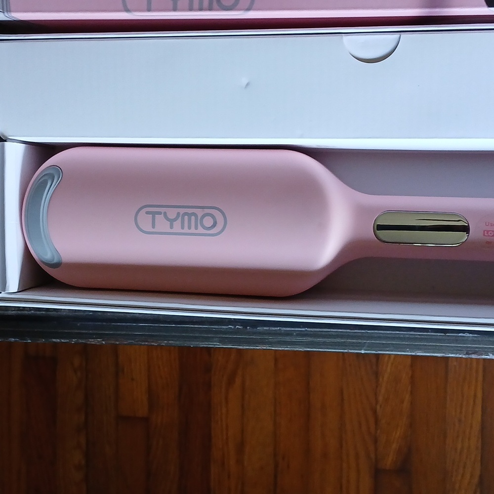 Tymo Pink Wave Curling Iron. - Picture 4 of 5